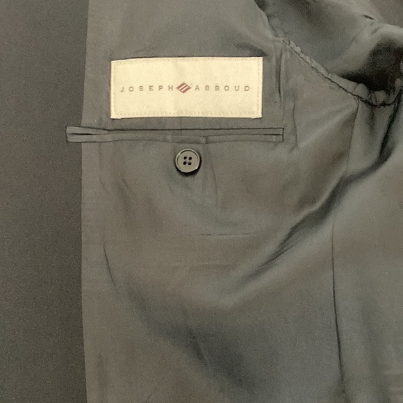 Joseph Abboud tuxedo, black, single breasted,40R,3;W - Picture 5 of 10